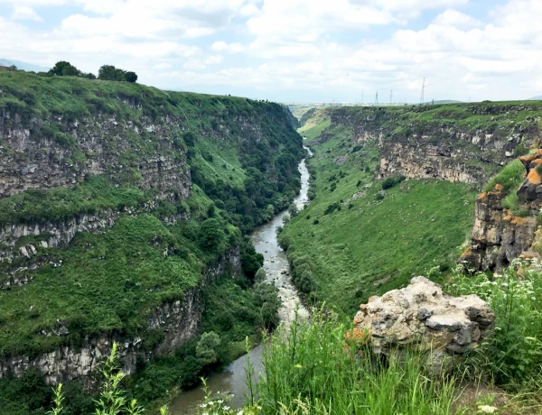 Avventure naturali in Armenia in 2 giorni con rafting sul fiume Debed