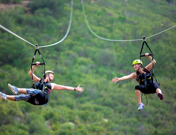 Fortaleza de Bjní, Teleférico de Tsaghkadzor, Monasterio Kecharis, vuelo en Zipline