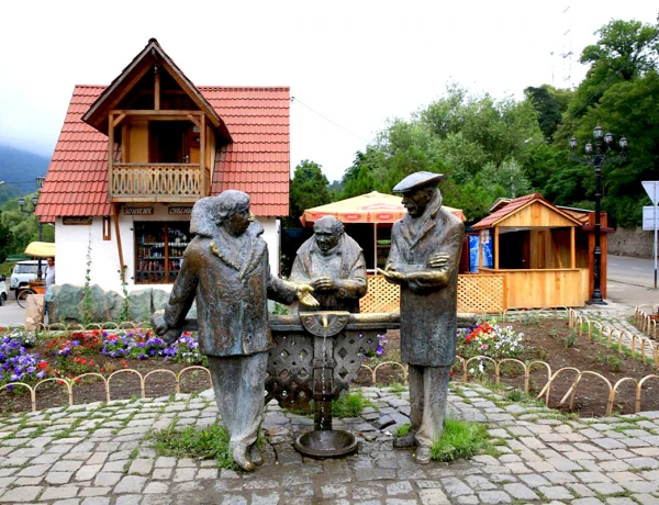 Dilidjan, Monastère Haghartsine, Monastère Gochavank