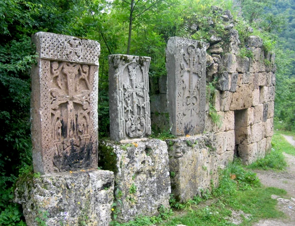 Դիլիջան, Հաղարծնի վանք, Գոշավանք