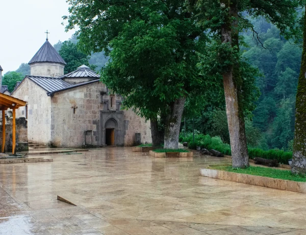Dilijan, Haghartsin Monastery, Goshavank Monastery, Lake Parz (Crystal)