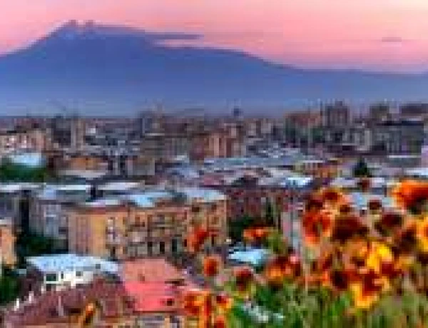 Խոր Վիրապի վանք, շրջայց-զբոսանք Երևանում