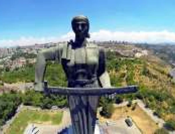 Խոր Վիրապի վանք, շրջայց-զբոսանք Երևանում