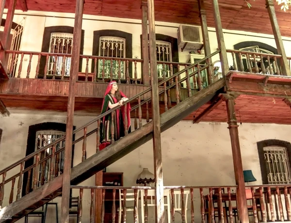 Sitios principales de Yereván, Photo Atelier Marashlyan