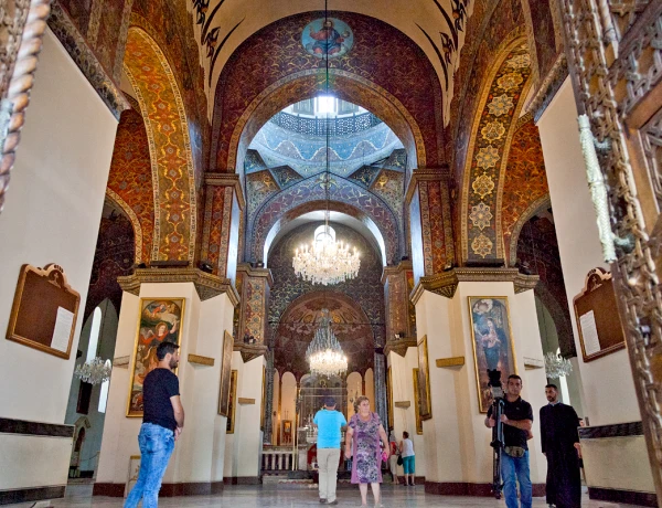 Св. Рипсиме, Св. Гаяне, Эчмиадзинский собор, Музей, Звартноц, Ключевые места Еревана