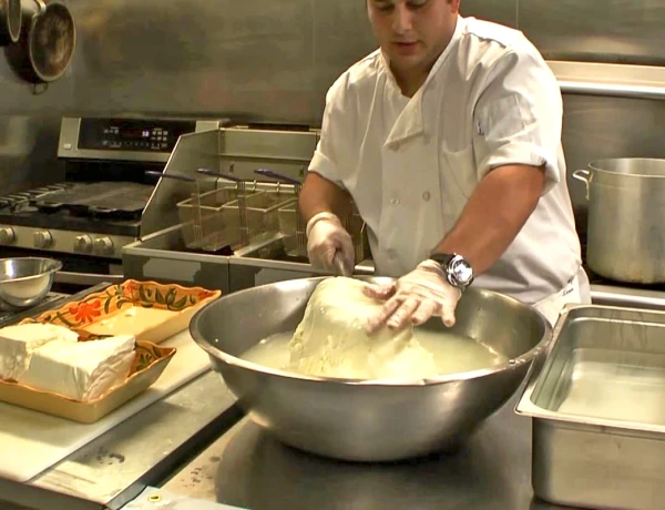 Озеро Севан, Норатус, Семейная ферма Микаелян, Монастырь Севанаванк