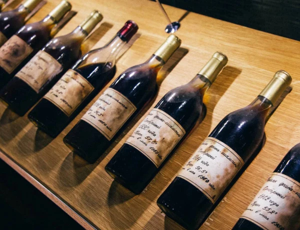 Sightseeing and walking tour in Yerevan, ARARAT Brandy Factory, Tasting: Standard package