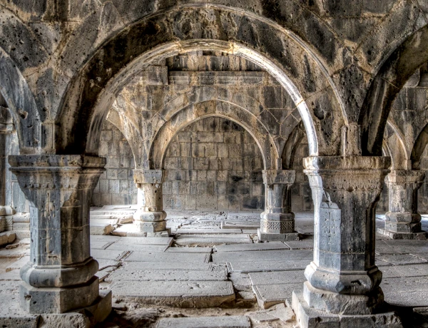 Monastero Haghpat, Monastero Sanahin, principali attrazioni del Tbilisi