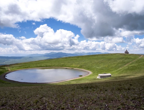 Արշավ դեպի Արմաղան լեռը