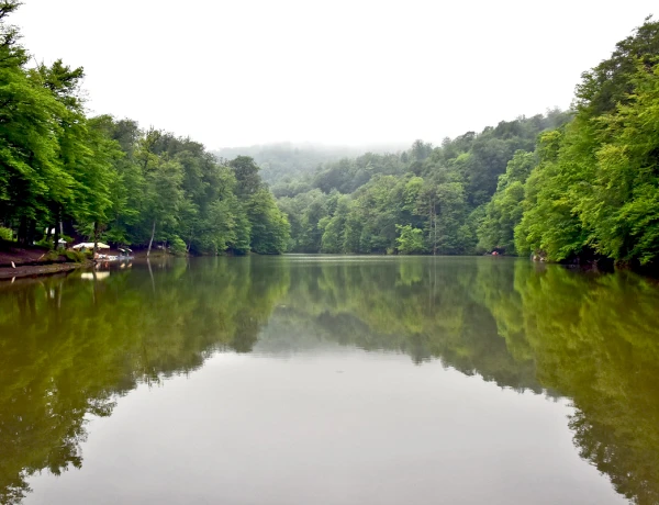 Hiking from Lake Parz (Crystal) to Goshavank Monastery