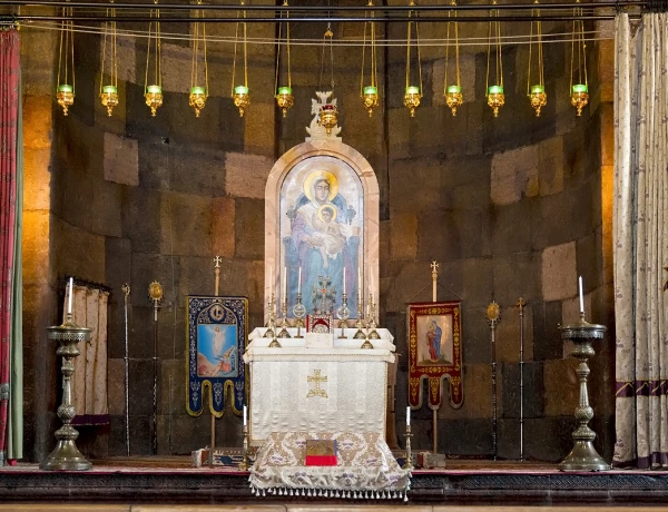 St. Hripsime, St. Gayane, Catedral Madre de Echmiadzín, Sardarapat, Templo de Zvartnots
