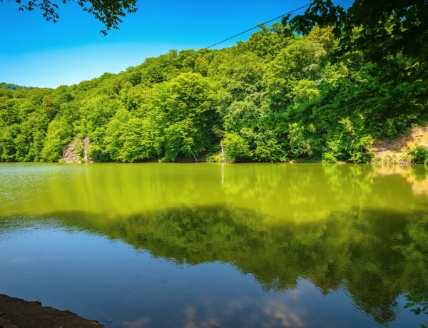 Hiking dal Lago Parz (Cristallo) al Monastero Gosciavanq