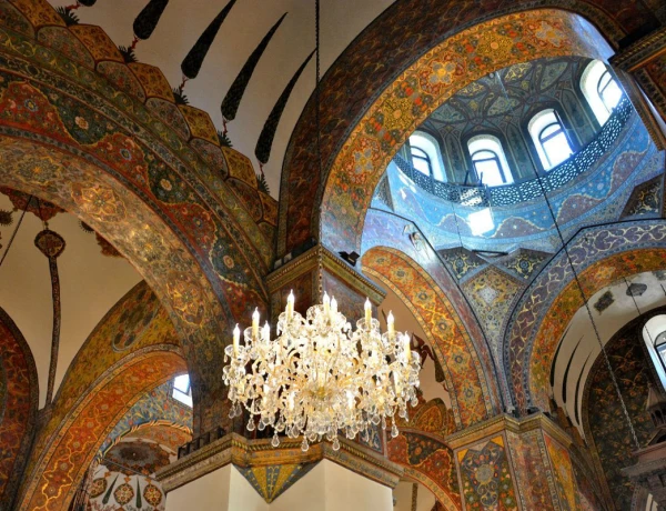 Эчмиадзинский собор, Сокровищница, Звартноц, Цахкадзор, Кечарис, Канатная дорога