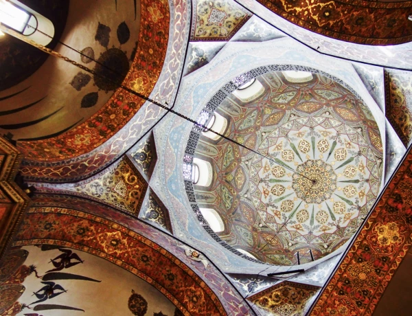 Эчмиадзинский собор, Сокровищница, Звартноц, Цахкадзор, Кечарис, Канатная дорога