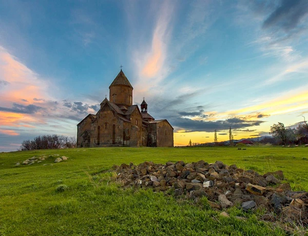 Saghmossavank, Hovhannavank, Cathédrale Saint Etchmiadzine, Musée, Zvartnots