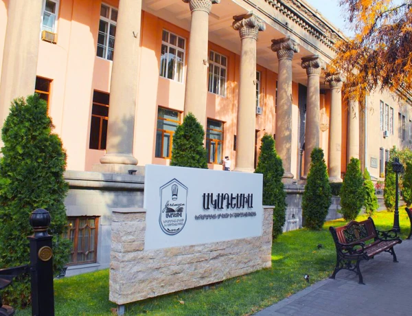 Taberna Yereván – Teryan