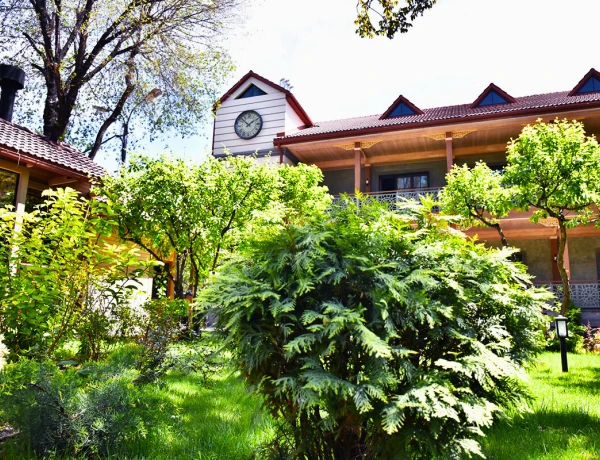 Таверна Ереван – Риверсайд