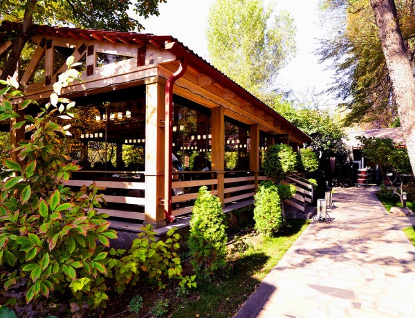 Таверна Ереван – Риверсайд