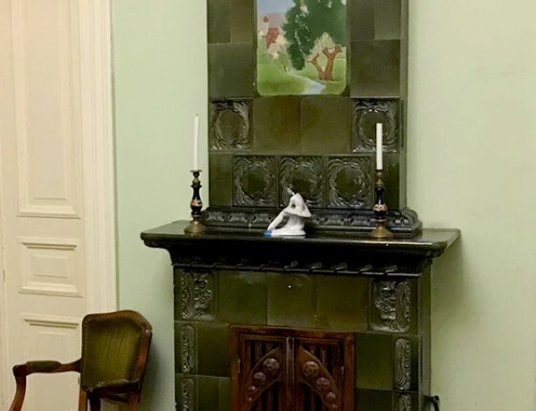 Աբովյան 12 – Դալան