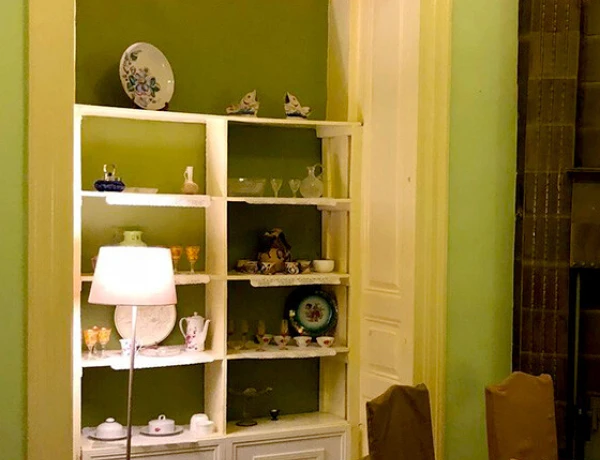 Աբովյան 12 – Դալան