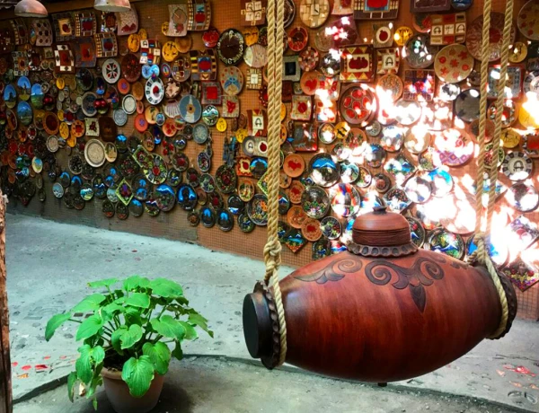 Աբովյան 12 – Դալան