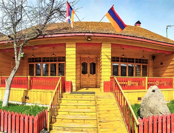 Carahunge – Stepanaván