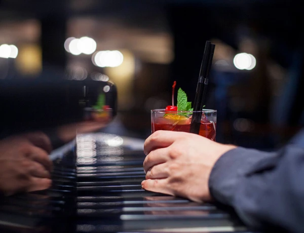 Mezzo Classic House Club