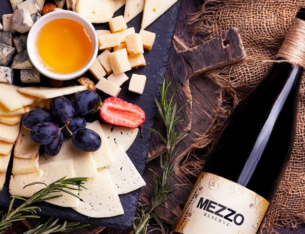 Mezzo Classic House Club