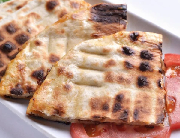 Այնթապ ռեստորան և հրուշակեղեն