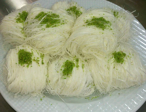 Այնթապ ռեստորան և հրուշակեղեն