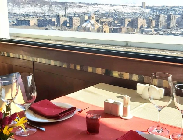 Mozaic Sky restaurante & Sky bar