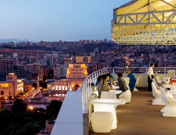 Mozaic Sky restaurante & Sky bar