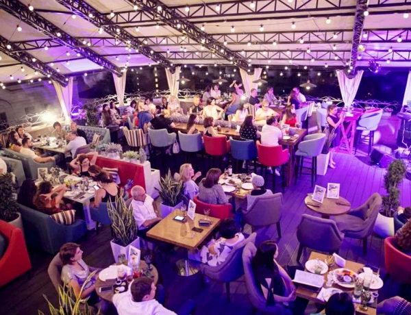 Մոնմարտր ռեստորան-կոկտեյլ-բար