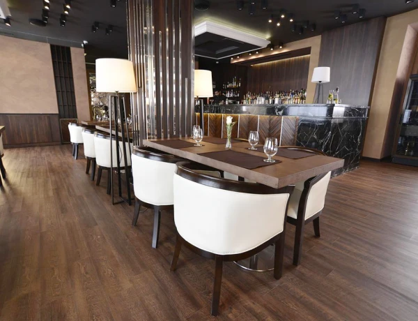 Մոնմարտր ռեստորան-կոկտեյլ-բար