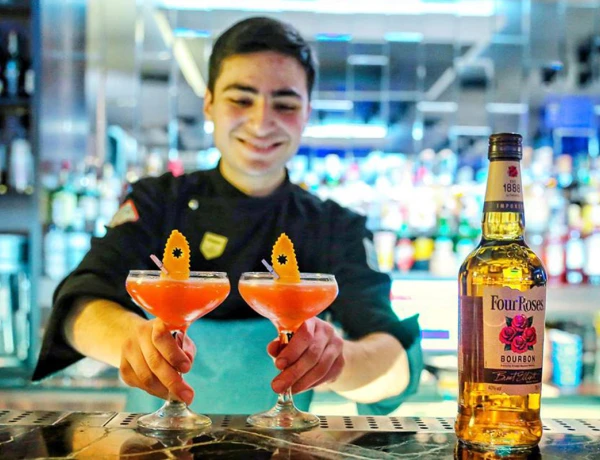 Մոնմարտր ռեստորան-կոկտեյլ-բար