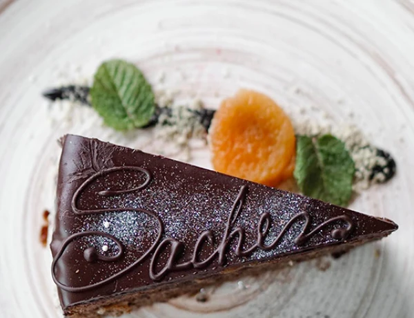 Մոնմարտր ռեստորան-կոկտեյլ-բար