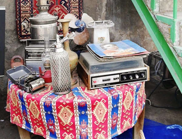 Гарни Рест Хост