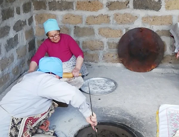 Гарни Рест Хост