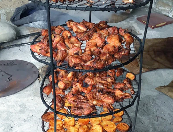 Гарни Рест Хост