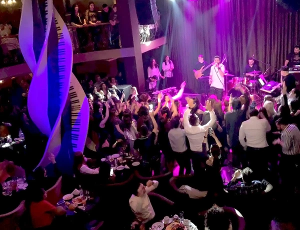 Mezzo Classic House Club