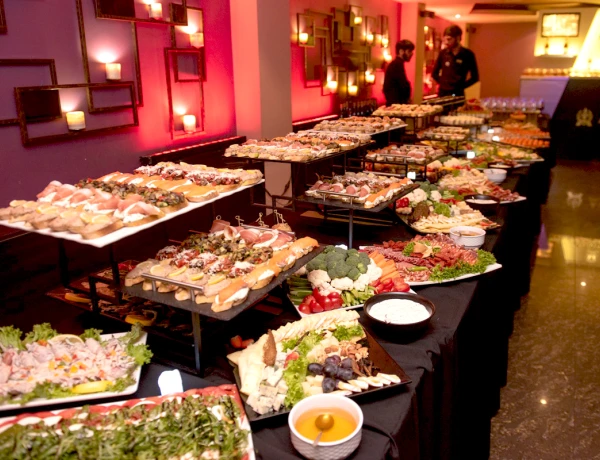 Mezzo Classic House Club