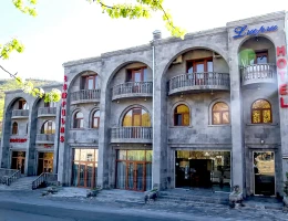Лара