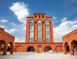 Назани