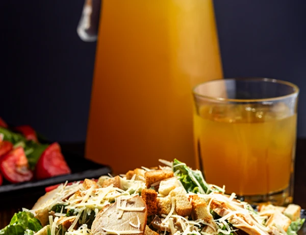 Հին Անի Մյուզիք Հոլ