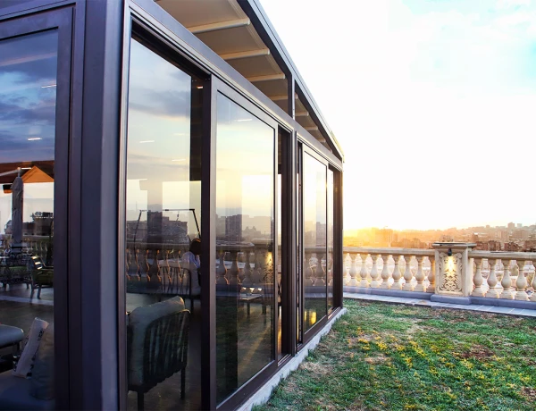 Lanj Lounge Bar & RestArea