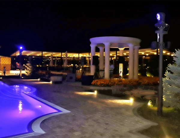 Lanj Lounge Bar & RestArea