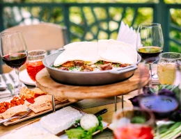 Tavern Yerevan – Riverside