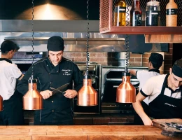 Smoking Chef Grill & Wine