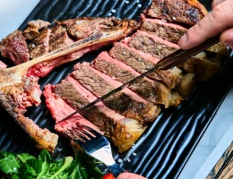 Smoking Chef Grill & Wine