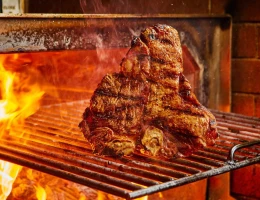 Smoking Chef Grill & Wine